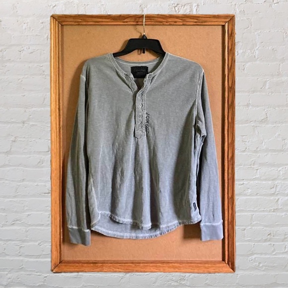 Calvin Klein Medium Long Sleeve Tee - Picture 1 of 8